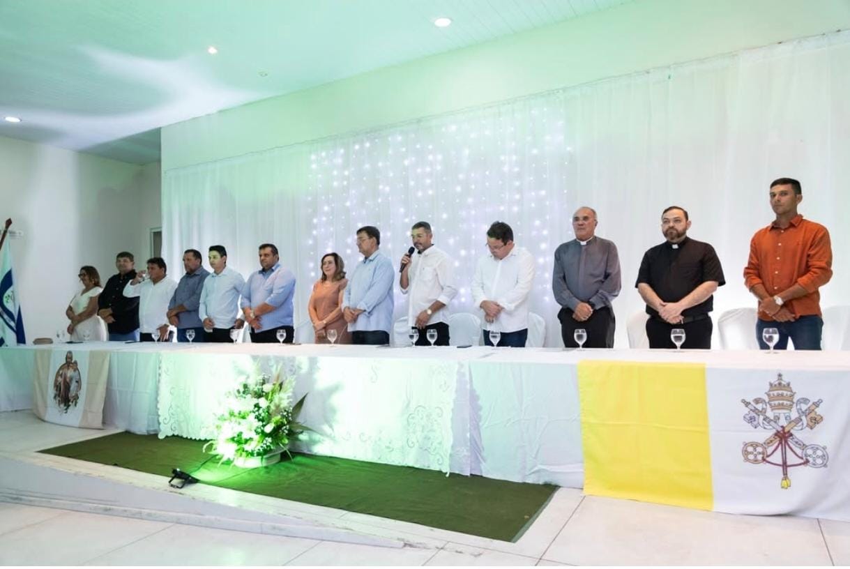 Sessão Solene em comemoração ao Jubileu de Prata da Paróquia de São José