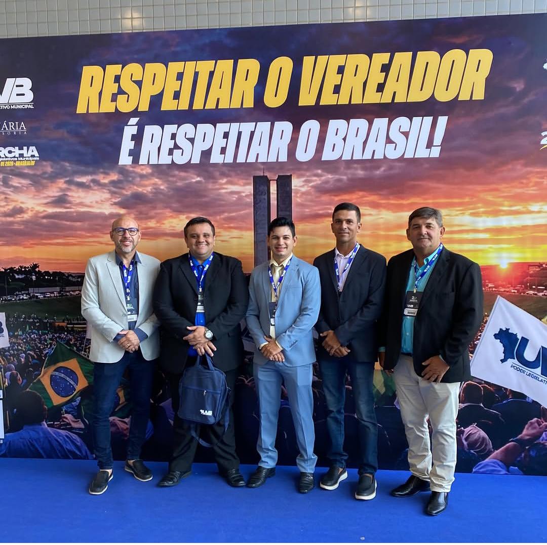 VEREADORES PARTICIPAM DA 25ª MARCHA DOS VEREADORES